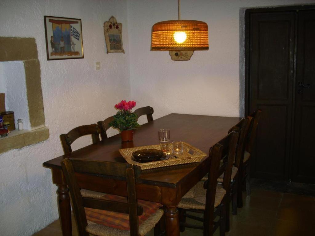 Patriko Country House Vóroi Eksteriør billede